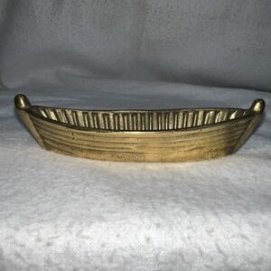 Stripe‎ Outside & Ribbed Inside Canoe Boat Ash Tray Trinket decor Brass
